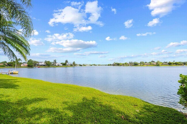 Foto del edificio - 12808 Meadowbreeze Dr