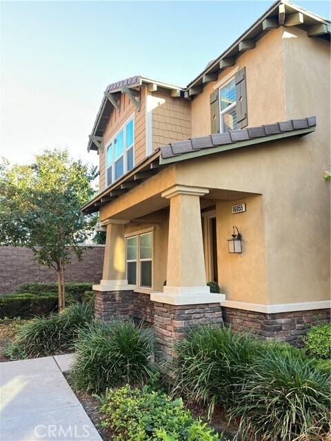 Foto del edificio - 16055 Dexter St