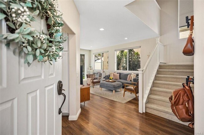 Foto del edificio - 3 bedroom in Gated Victoria Community!