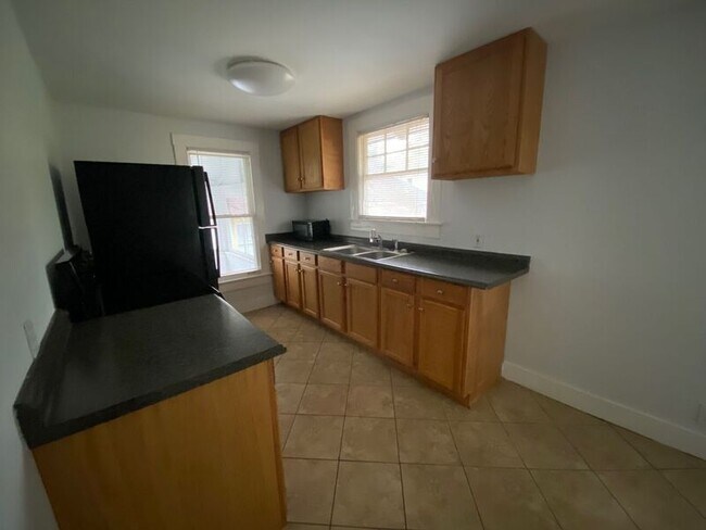 Foto del edificio - 2145 Oak St