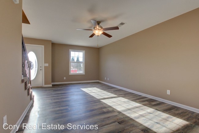 Building Photo - 975 Big Sky Dr