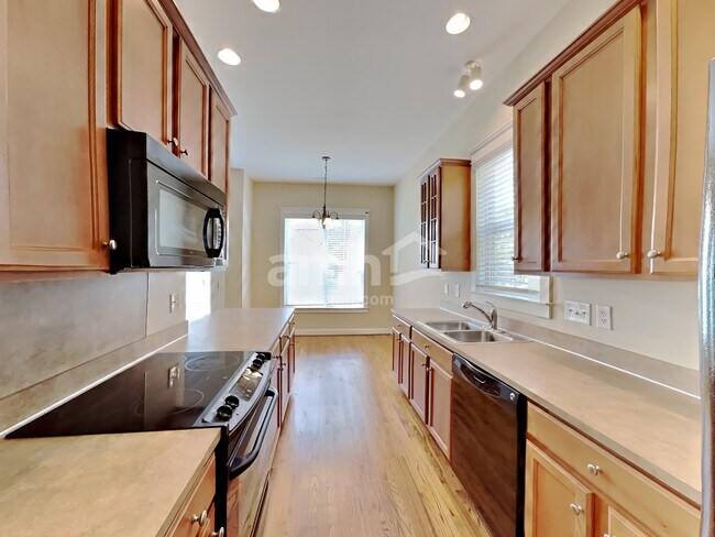 Foto del edificio - 155 Water Oak Dr