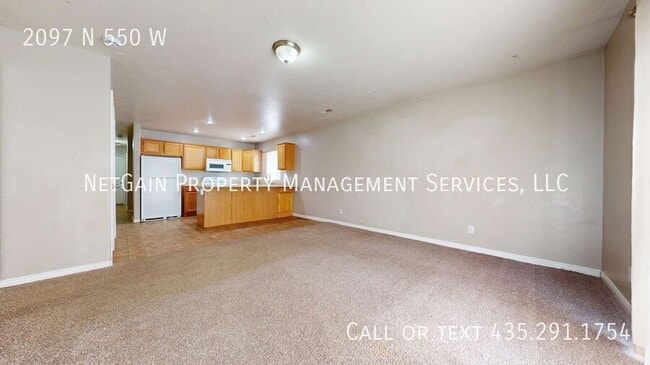 Building Photo - 2097 N 550 W