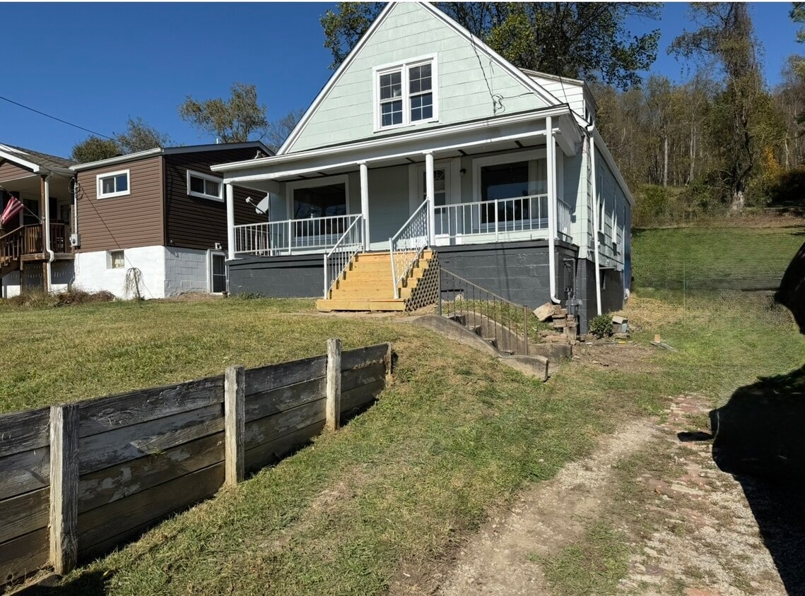 Foto principal - 74 N Highland Ave