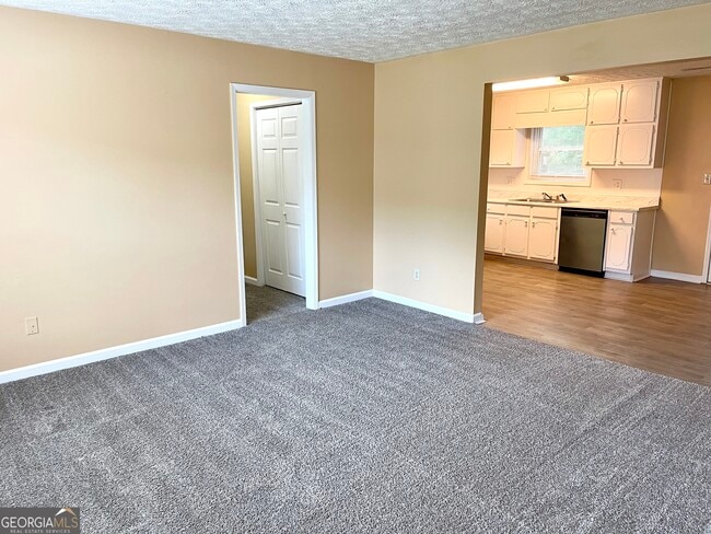 Building Photo - 125 Appleton Blvd