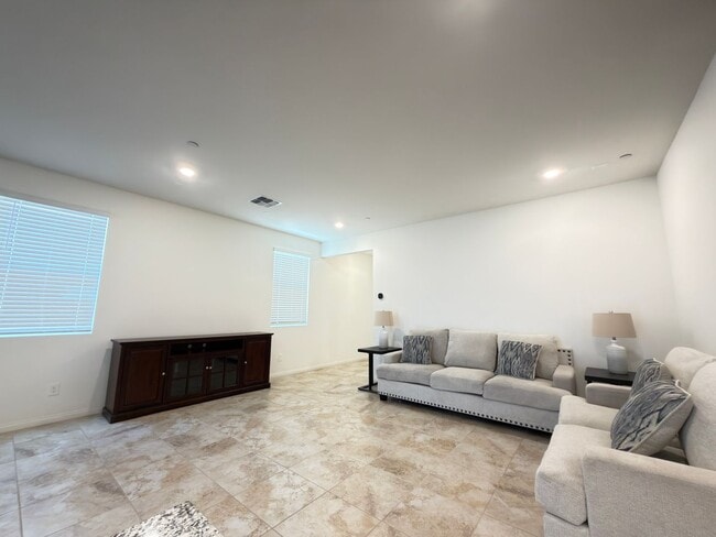 Foto del edificio - Fully Furnished Home in Inspirada