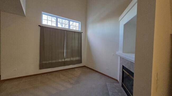 Foto del edificio - 434 Vaughn Cir