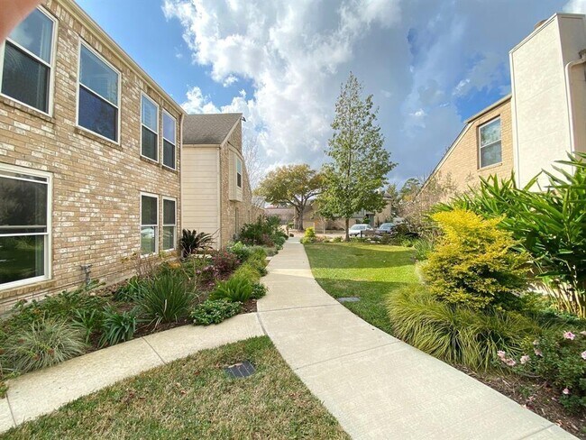 Foto del edificio - 12625 Memorial Dr