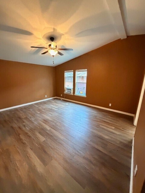 Building Photo - 20284 Forest Woods Ln