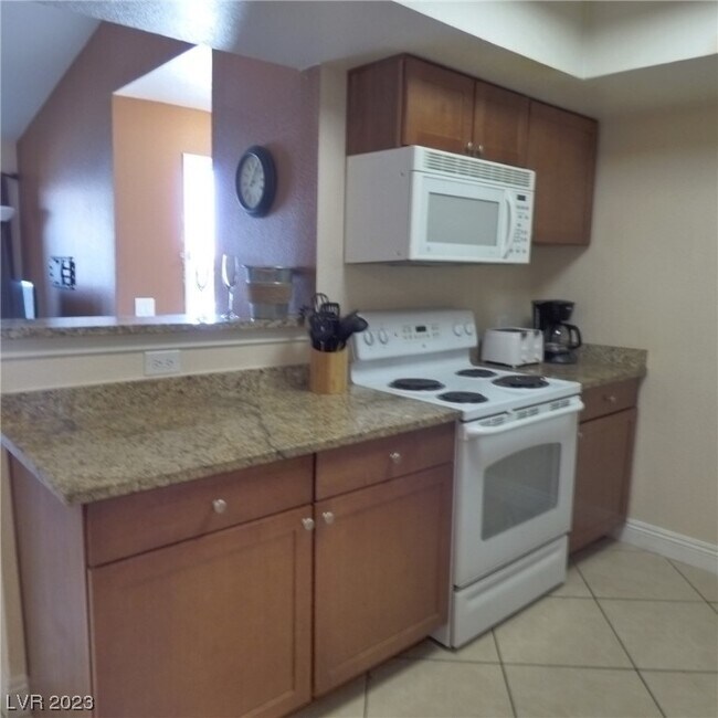 Building Photo - 4200 S Valley View Blvd