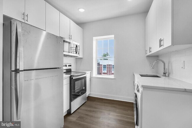 Foto del edificio - 2046 E Huntingdon St
