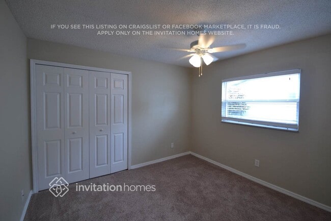 Foto del edificio - 12105 72nd St N