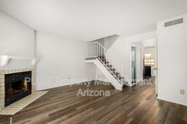 Building Photo - 4901 E Kelton Lane
