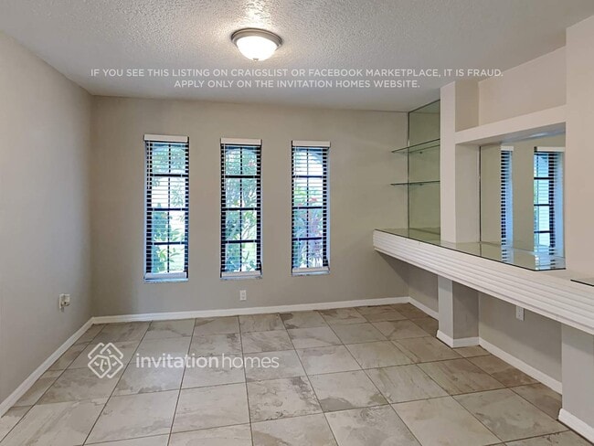 Building Photo - 2118 Amarillo Ln