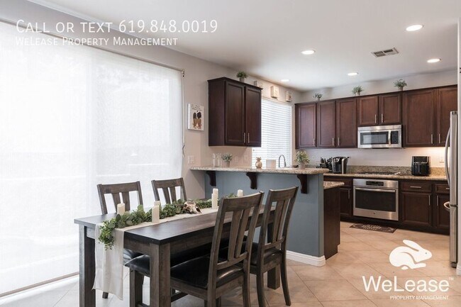 Building Photo - Gorgeous 3bed/2.5 bath In Chula Vista!!