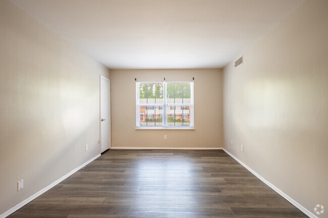 2BR, 1BA - Living Room - Forest Pine Apartments