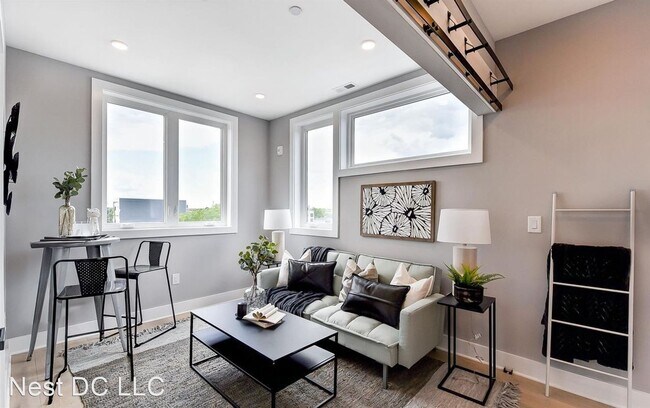 Building Photo - 1 br, 2 bath House - 1915 H St NE Unit  PH 2