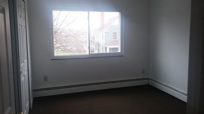 Building Photo - 3103 Denison Ave