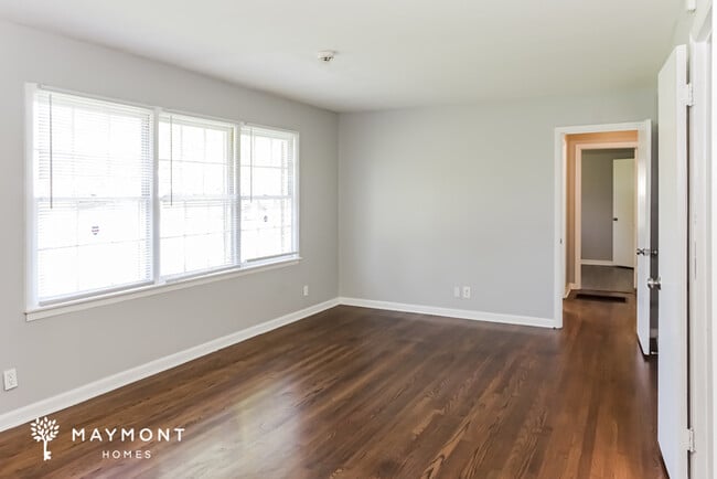 Building Photo - 3204 Tucker Dr NW