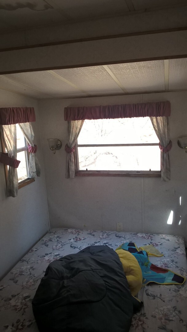Foto del edificio - ROCKPORT, IL - Cottage Approx. 2 Acres In ...