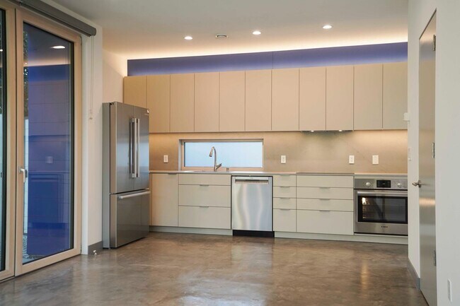 Foto del edificio - 12527 Wagner St