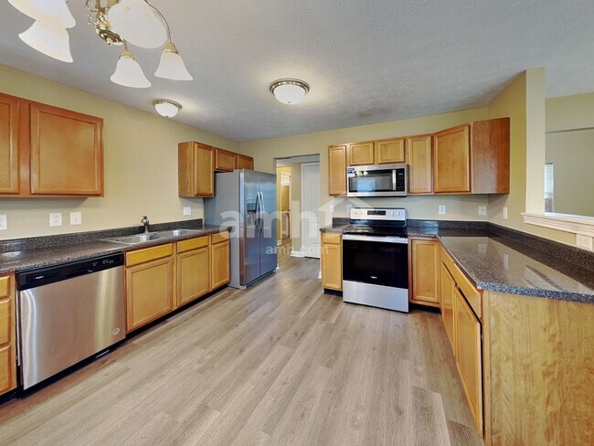 Building Photo - 1009 Palomino Pl
