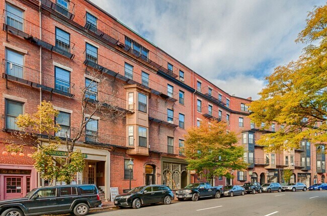 Foto del edificio - Nicely renovated 1 bed unit in the heart o...
