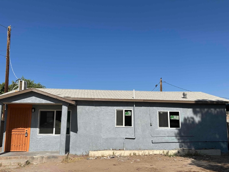 Primary Photo - 599 S Magnolia Ave