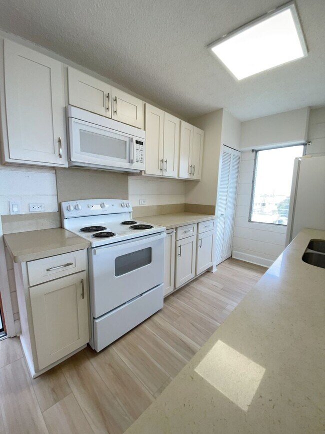 Foto del edificio - Nalanui Hale - 2 bed, 1 bath, 1 parking