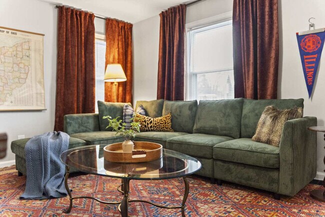 Foto del edificio - 1710 Hess Blvd