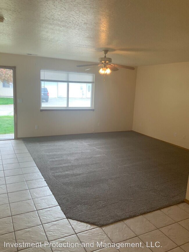 Building Photo - 2 br, 2 bath House - 526 Powerline Rd