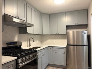 Building Photo - 43-71 161st St