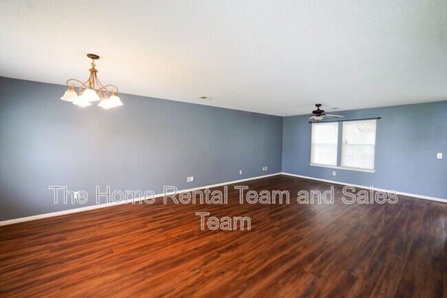 Foto del edificio - 8 Willow Lakes Dr