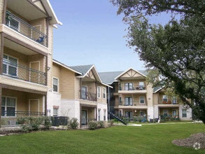 Building Photo - Legacy Oaks Apartments