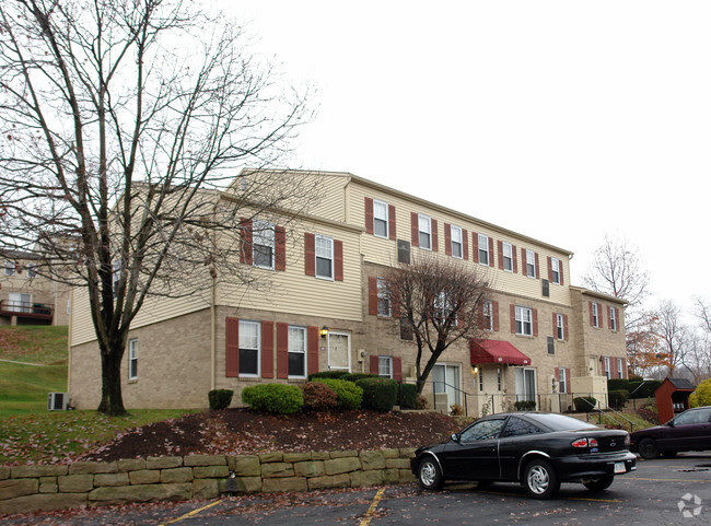 Building Photo - Bellwood Manor Apartments