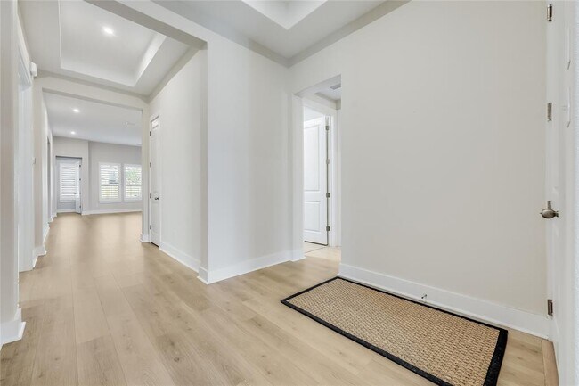 Foto del edificio - 8000 Sunrise Ravine Pass