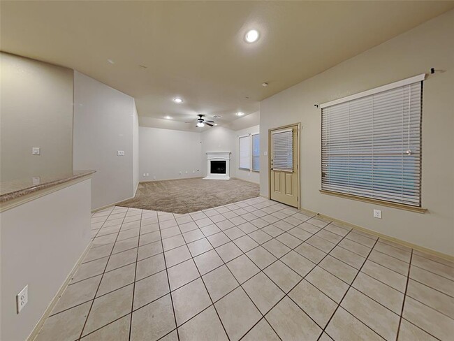 Building Photo - 18935 Deer Trace Dr