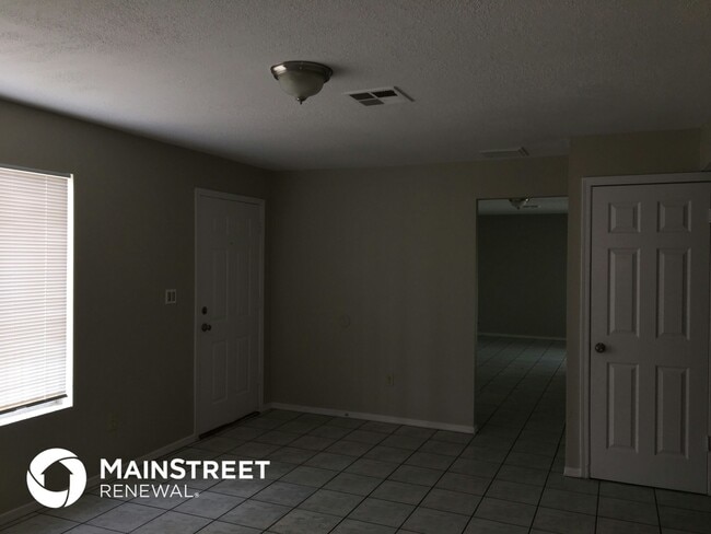 Foto del edificio - 1819 N 47th Dr