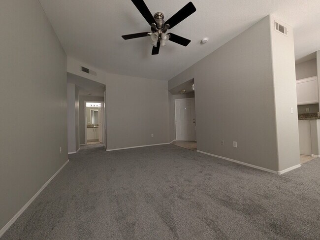 Building Photo - 3-BEDROOM CONDO FOR RENT IN NW LAS VEGAS