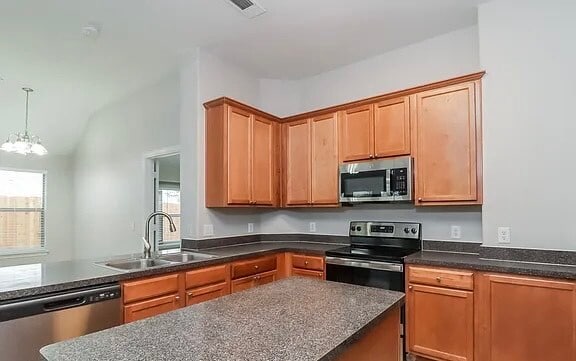 Building Photo - 824 Cutting Horse Dr