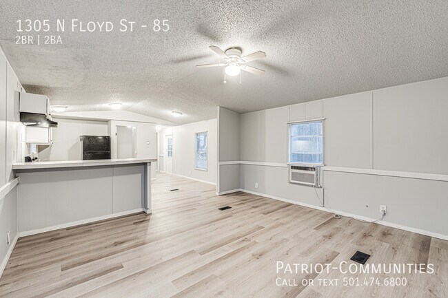 Foto del edificio - 1305 N Floyd St