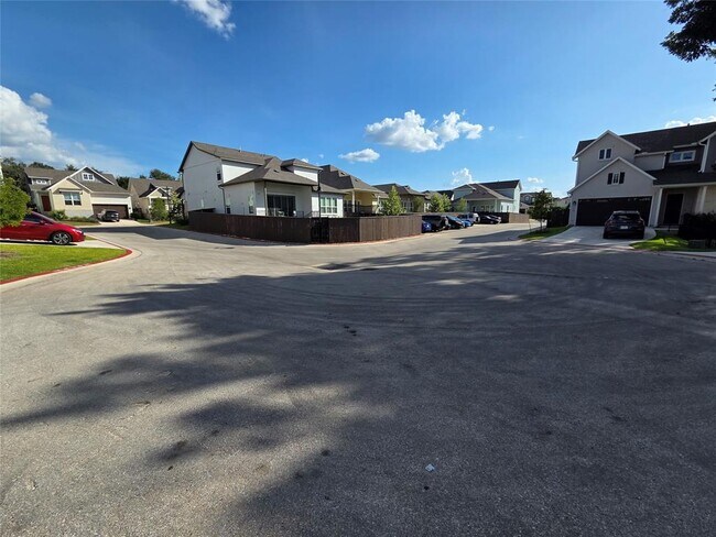 Building Photo - 600 C-Bar Ranch Trl