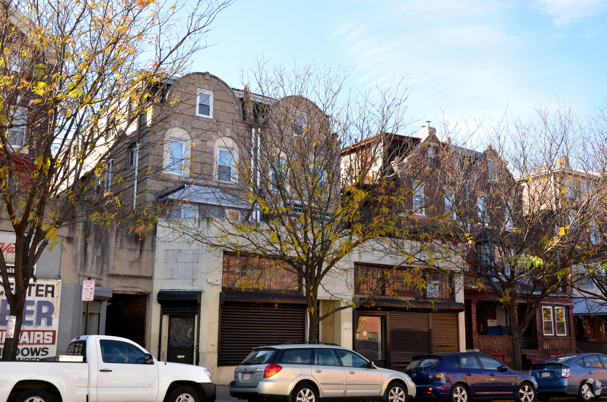 Building Photo - Melville Apartments