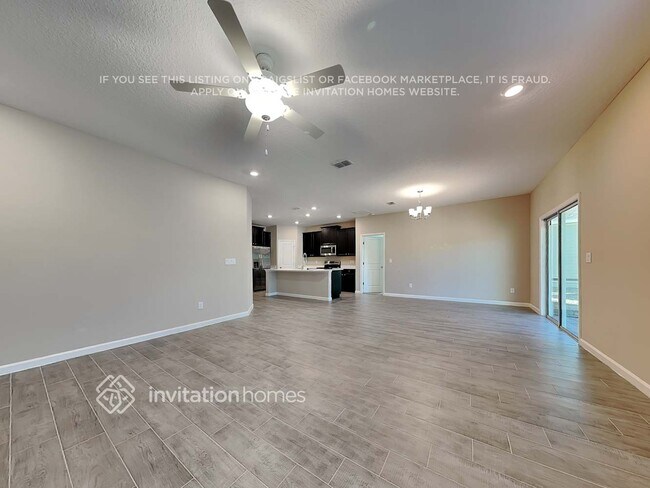 Foto del edificio - 9871 Lemon Balm Wy