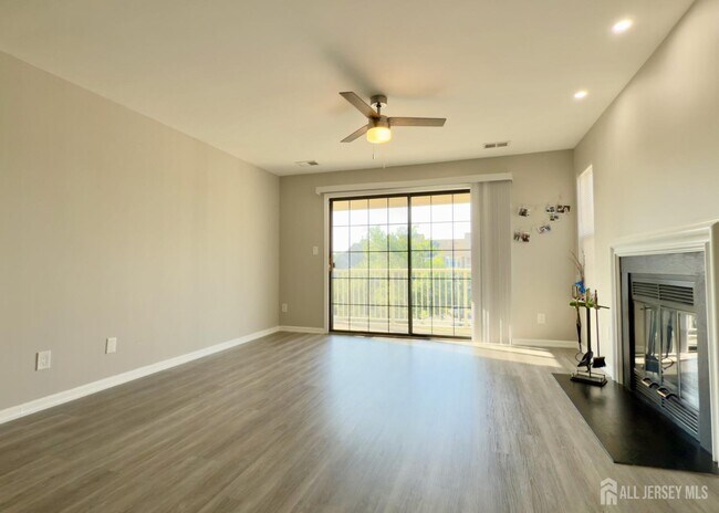 Foto del edificio - 429 Meade Ct
