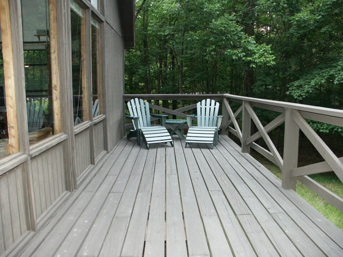 Rear Deck - 281 Walden Rd