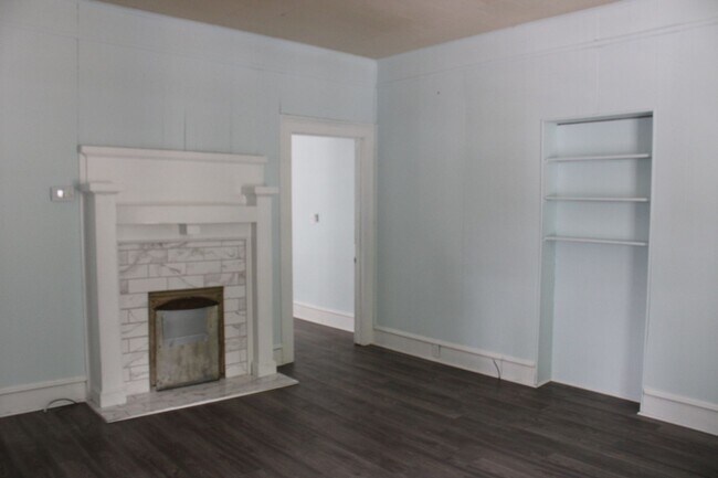 Foto del edificio - 404 Vance St NE