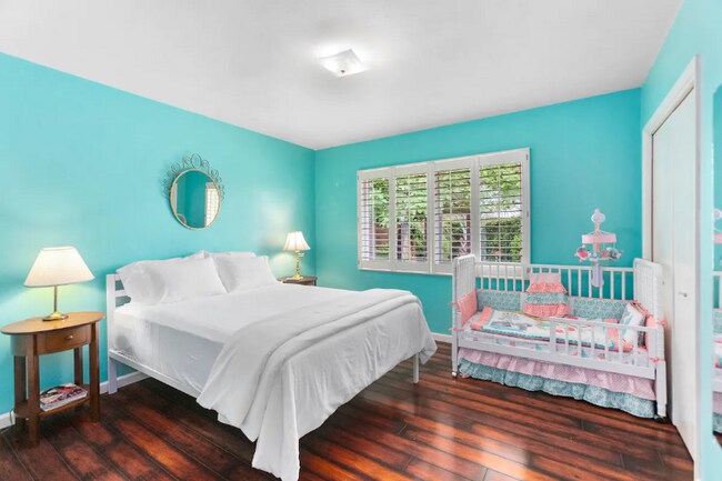 Foto del edificio - 8050 E Cambridge Ave