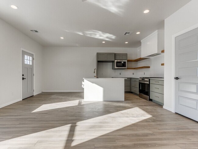 Foto del edificio - Norman - Close to Campus! 3 Bed, 2.5 Bath ...
