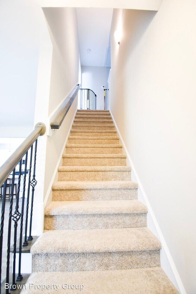 Building Photo - 4 br, 3.5 bath House - 517 Rempstone Ln